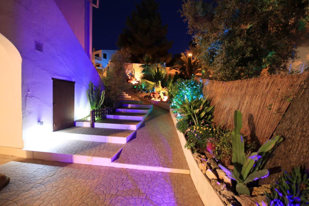 wunderschönes kleines Apartment für 2 Personen mit idylischen Blick ins Grüne Cala Galdana  Exterior foto